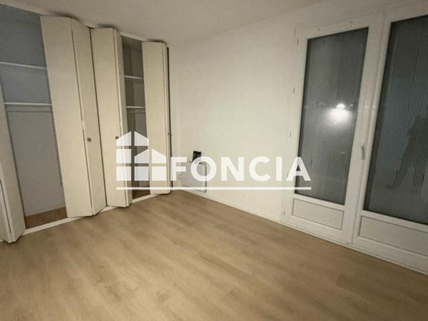 Location Appartement 3 pièces 66.44 m² - 6 RUE SALVET Narbonne 11100