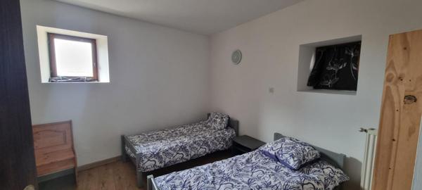 Ensemble Immobilier  8 pièce(s) 145 m²