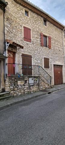 Ensemble Immobilier  8 pièce(s) 145 m²