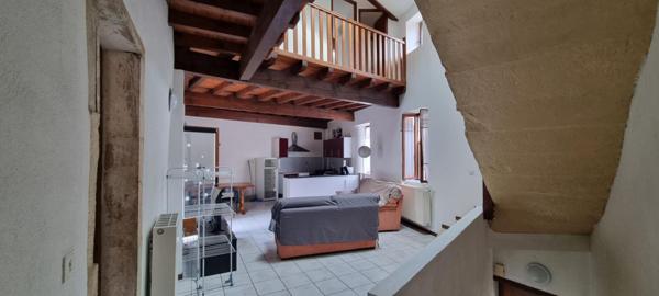 Ensemble Immobilier  8 pièce(s) 145 m²