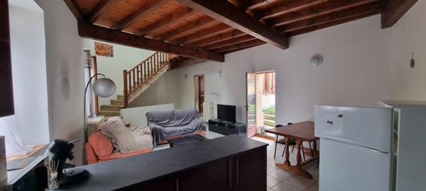 Ensemble Immobilier  8 pièce(s) 145 m²