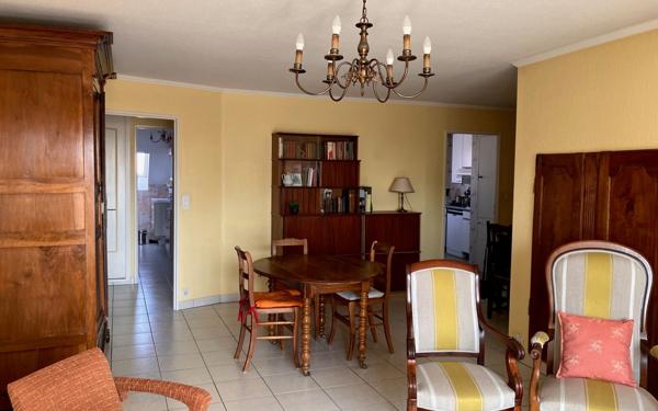 Appartement à vendre    3 pièces • 73 m2 Les Sables-d'Olonne