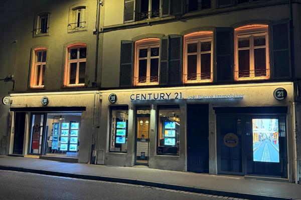 à vendre  56 m 2   NANCY  - 54