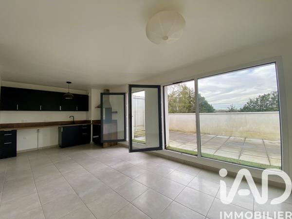 Location appartement 3 pièces 67 m² Saint-Médard-en-Jalles