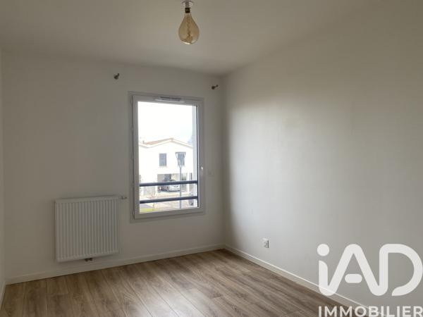 Location appartement 3 pièces 67 m² Saint-Médard-en-Jalles