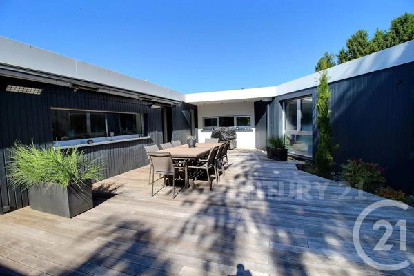 Maison à vendre  11 pièces - 406,58 m 2   ST AVOLD  - 57