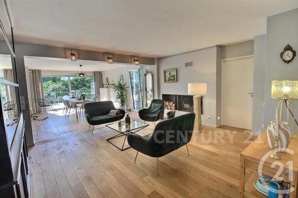 Maison à vendre  11 pièces - 406,58 m 2   ST AVOLD  - 57