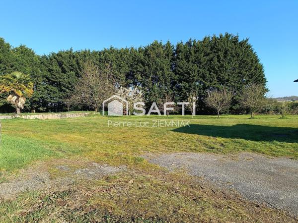 Terrain viabilisé de 4 071 m² + maison à réhabiliter