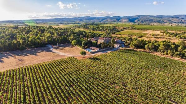 Vente Maison de luxe Carcassonne 27 Pièces 3000 m²