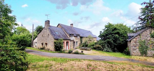 Maison à Saint-Léonard-des-Bois, 72130 - 5 pièces 160m²