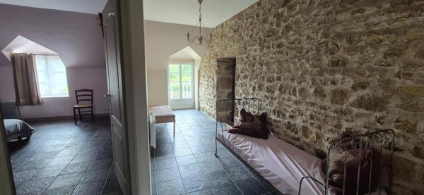 Maison à Saint-Léonard-des-Bois, 72130 - 5 pièces 160m²