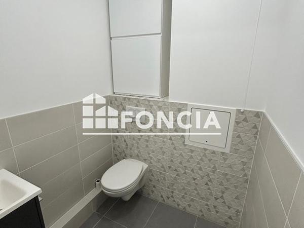 Location Appartement 3 pièces 56.3 m² - Le Plessis Robinson 92350