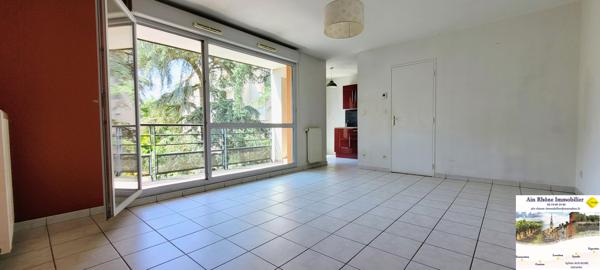 Centre-ville Villefranche-sur-Saône proximité gare Appartement 2 chambres, balcon et garage