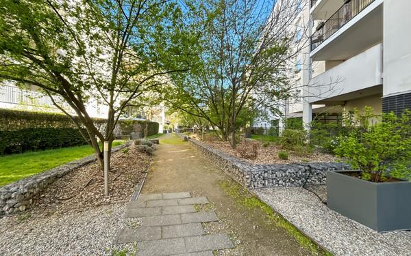 Appartement à vendre    3 pièces • 67,03 m2 Villeurbanne