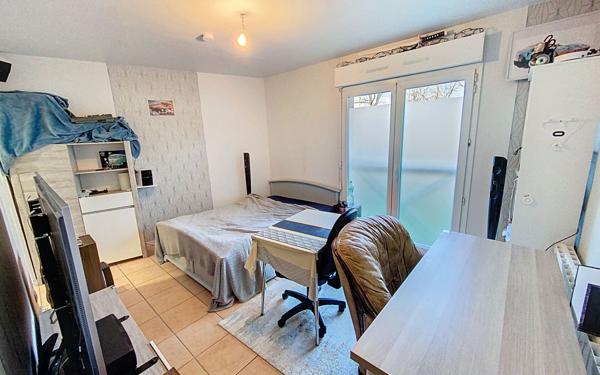 Appartement à vendre    1 pièce • 27,83 m2 Joué-lès-Tours