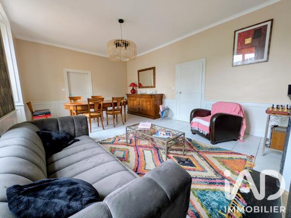 Maison à vendre 11 pièces 220 m² Fougères