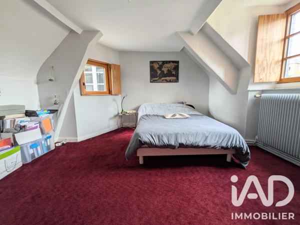 Maison à vendre 11 pièces 220 m² Fougères