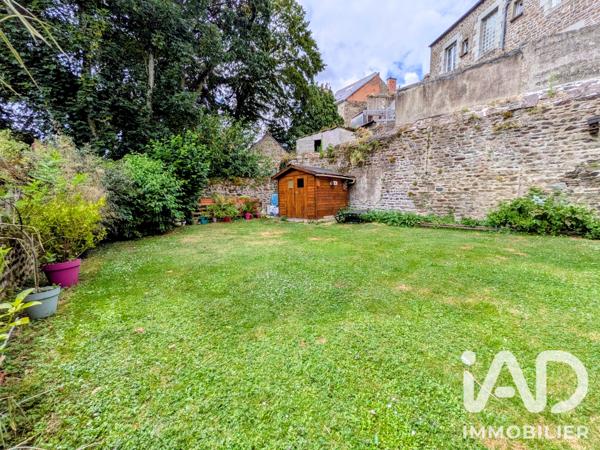 Maison à vendre 11 pièces 220 m² Fougères