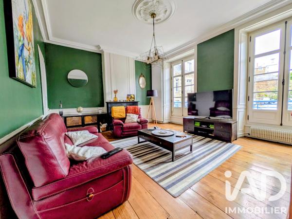 Maison à vendre 11 pièces 220 m² Fougères