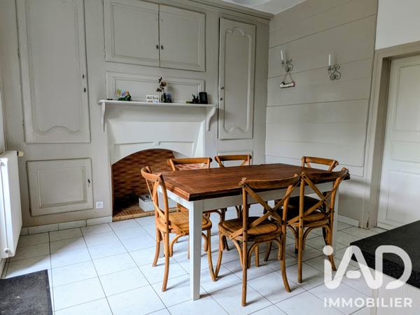 Maison à vendre 11 pièces 220 m² Fougères