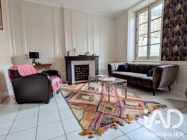 Maison à vendre 11 pièces 220 m² Fougères