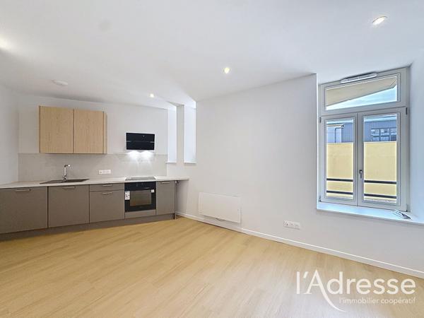 QUARTIER ST THERESE - RÉSIDENCE 1903 - SUPERBE 2 PIÈCES DE 41,70 M²