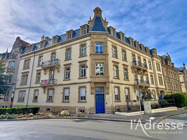 QUARTIER ST THERESE - RÉSIDENCE 1903 - SUPERBE 2 PIÈCES DE 41,70 M²