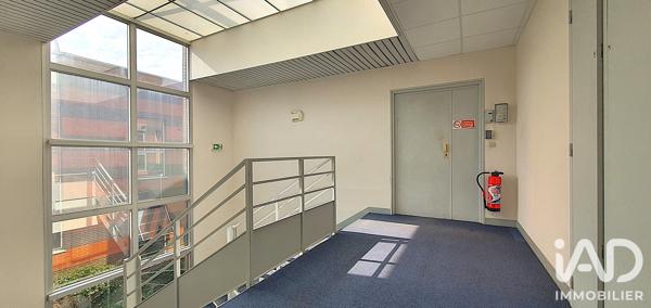 Bureaux à vendre 330,31 m² Trappes