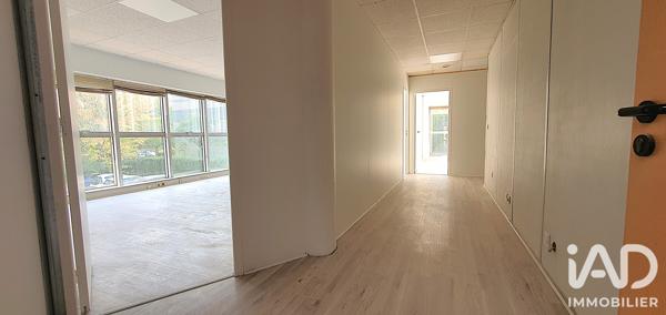 Bureaux à vendre 330,31 m² Trappes