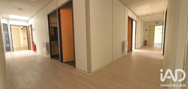 Bureaux à vendre 330,31 m² Trappes