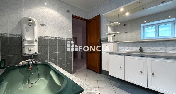 À vendre Maison 5 pièces 157 m² - Voreppe 38340