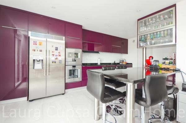 ANTONY LIMITE BOURG-LA-REINE - 4 MIN RER PARC DE SCEAUX - IMMEUBLE 2022 - 4 PIECES - 94,51 M² CARREZ - DERNIER ETAGE - ASCENSEUR - TERRASSE - 2 PARKING COTE A COTE - CAVE