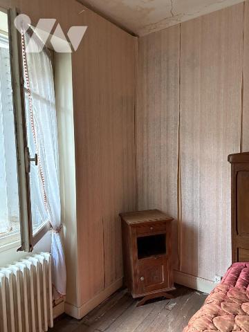 MAISON D'HABITATION EN CENTRE VILLE AVEC RESTAURER 
