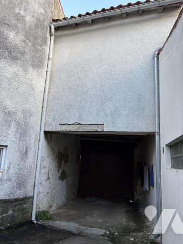 MAISON D'HABITATION EN CENTRE VILLE AVEC RESTAURER 