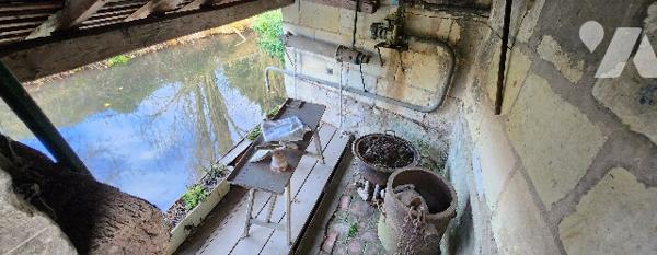 Maison de bourg avec garage et grand jardin