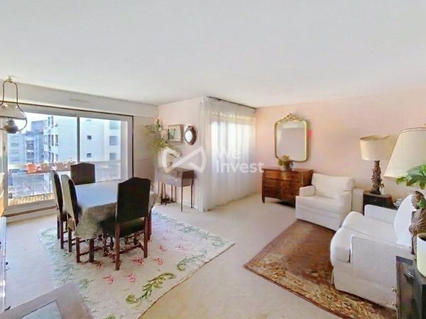 Dernier étage – Appartement familial 93 m² avec terrasse, parking et fort potentiel à deux pas du RER A