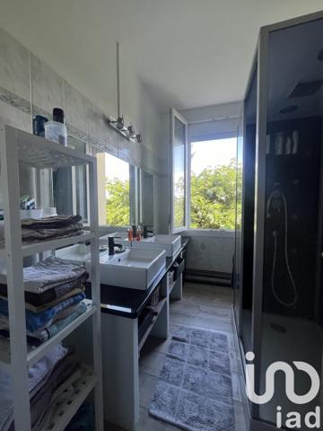 Maison rustique 5 pièces de 203 m² à Gardonne (24680)