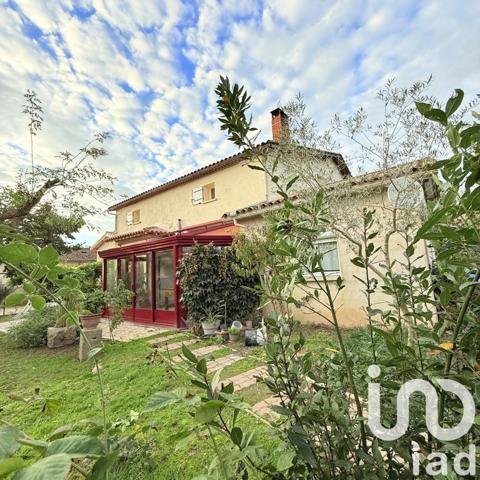 Maison rustique 5 pièces de 203 m² à Gardonne (24680)
