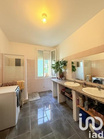 Maison rustique 5 pièces de 203 m² à Gardonne (24680)