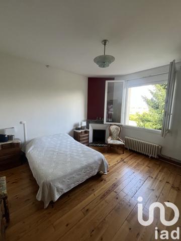 Maison rustique 5 pièces de 203 m² à Gardonne (24680)