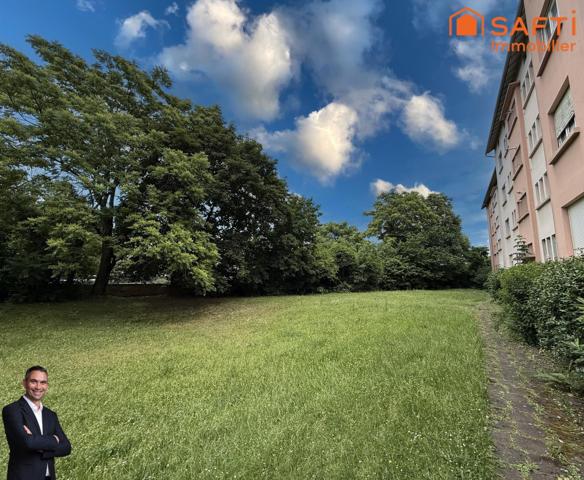 Superbe appartement de 3 pièces disposant d'une cave et d'un grenier !