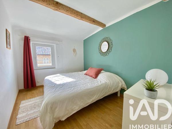 Location appartement 3 pièces 77 m² Saint-Paul-en-Forêt