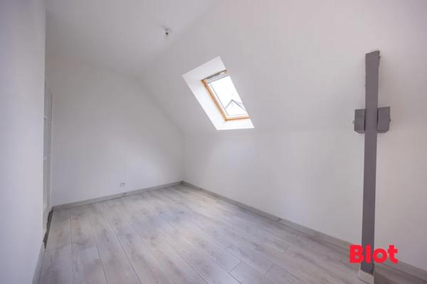 Maison 4 pièce(s)