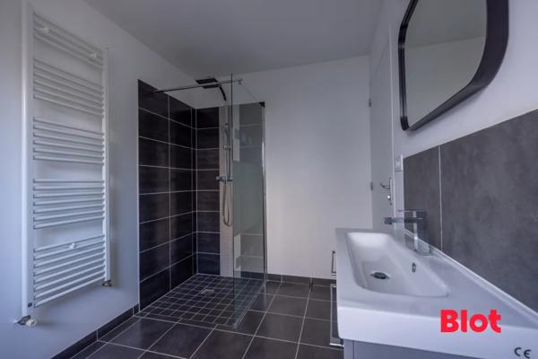 Maison 4 pièce(s)