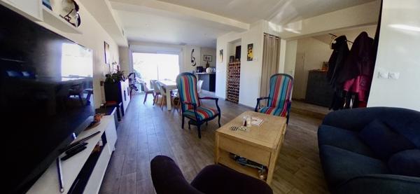 Maison 149 M2 – 4 chambres jardin et piscine 250 000 €