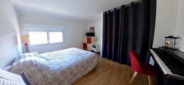 Maison 149 M2 – 4 chambres jardin et piscine 250 000 €
