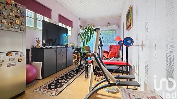 Maison traditionnelle 8 pièces de 176 m² à Lafrançaise (82130)