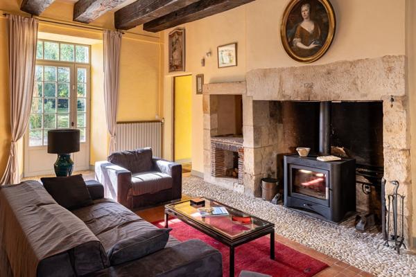 Vente Maison de luxe Le Bugue 8 Pièces 246 m²