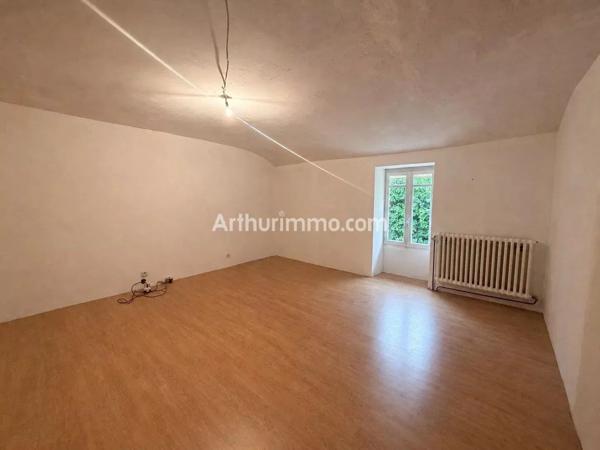 Vente                                                      Maison
                        
                     6 pièces                      128 m2                     à Châtillon