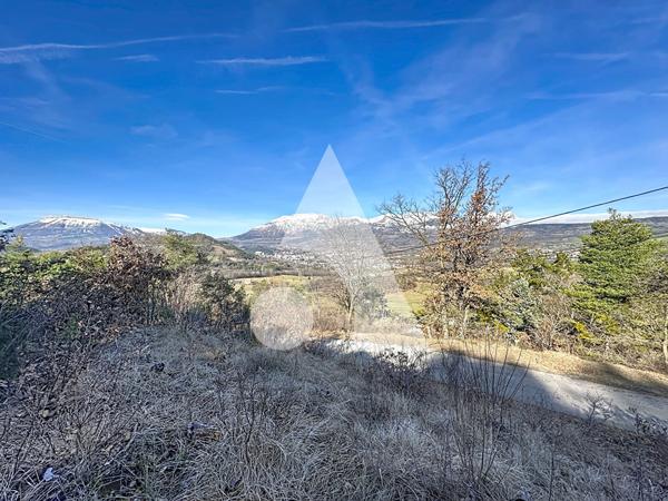 Terrain 761 m2